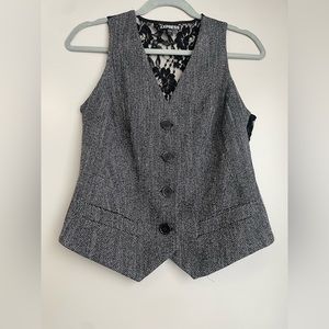 Express vest